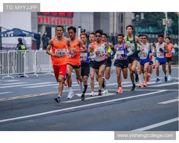 北京篮球队在奥运会上的力量表现与战术分析探讨