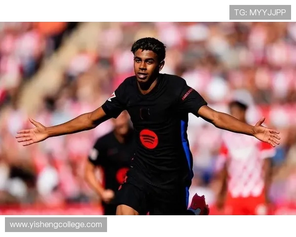 未来之星崛起足球界新一代天才球员的崭露头角与发展潜力分析