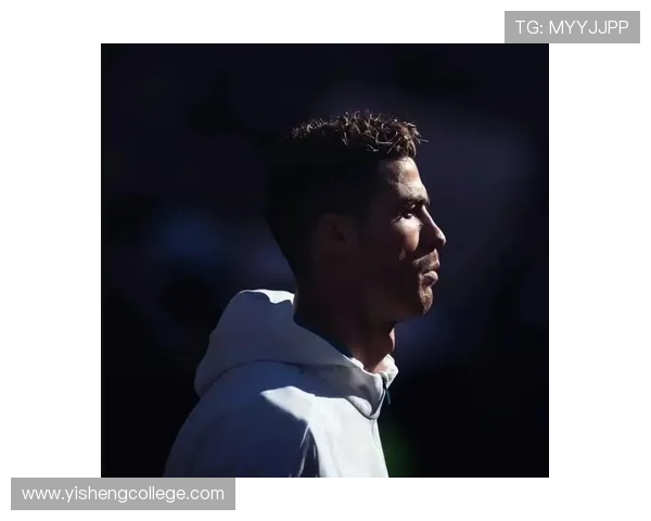 高清足球明星头像分享让你的QQ头像更具个性与魅力 高清足球明星头像分享让你的QQ头像更具个性与魅力